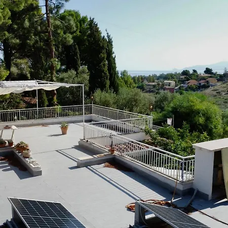 Vakantiehuis Salina - Vicina Al Mare Con Giardino Privato *