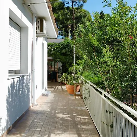Salina - Vicina Al Mare Con Giardino Privato Vakantiehuis Trabia
