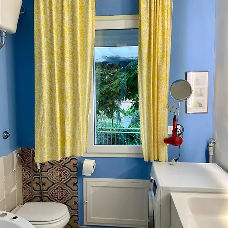 Vakantiehuis Salina - Vicina Al Mare Con Giardino Privato