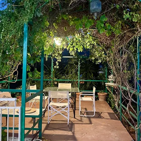 Salina - Vicina Al Mare Con Giardino Privato * Trabia