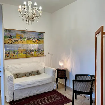 Salina - Vicina Al Mare Con Giardino Privato Vakantiehuis *