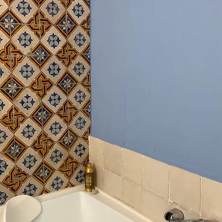 Salina - Vicina Al Mare Con Giardino Privato *